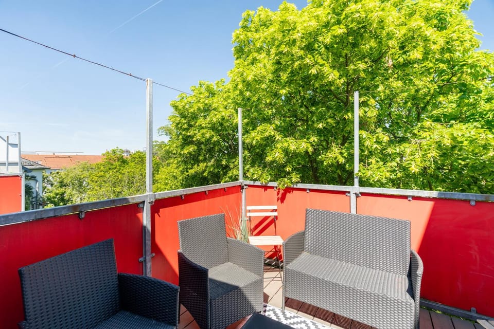 View (from property/room), Balcony/Terrace, Seating area