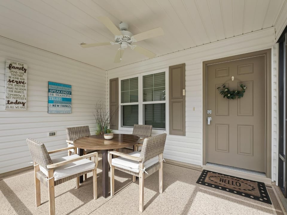 5682 Z6 VILLAGE OF DESOTO by REMAX Premier Villa in Wildwood