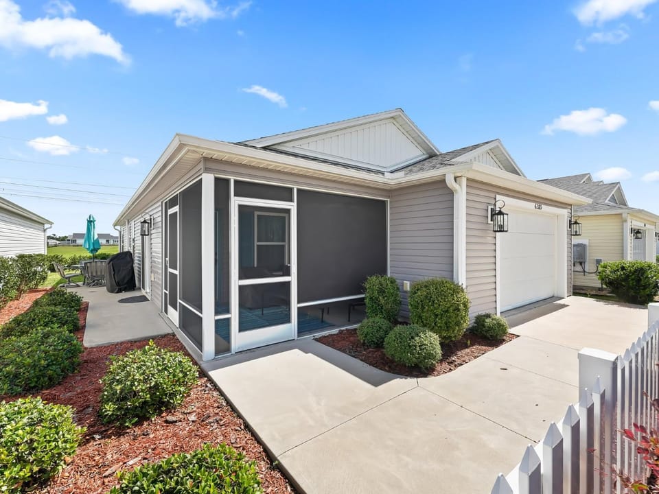 6283 Z5 VILLAGE OF CITRUS GROVE by REMAX Premier Villa in Wildwood