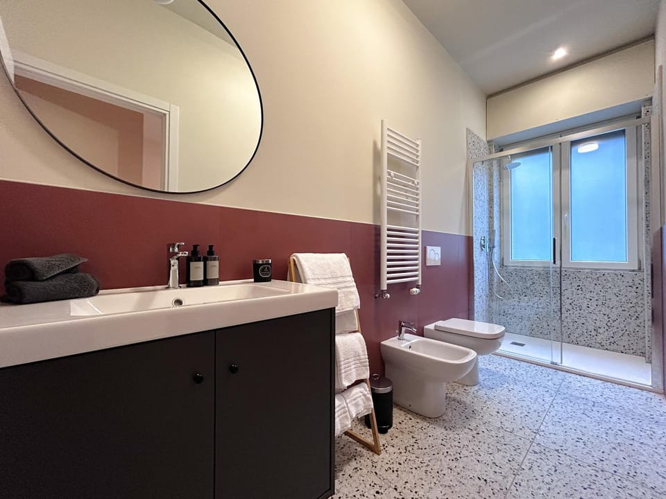 Shower, Toilet, Bathroom, bidet