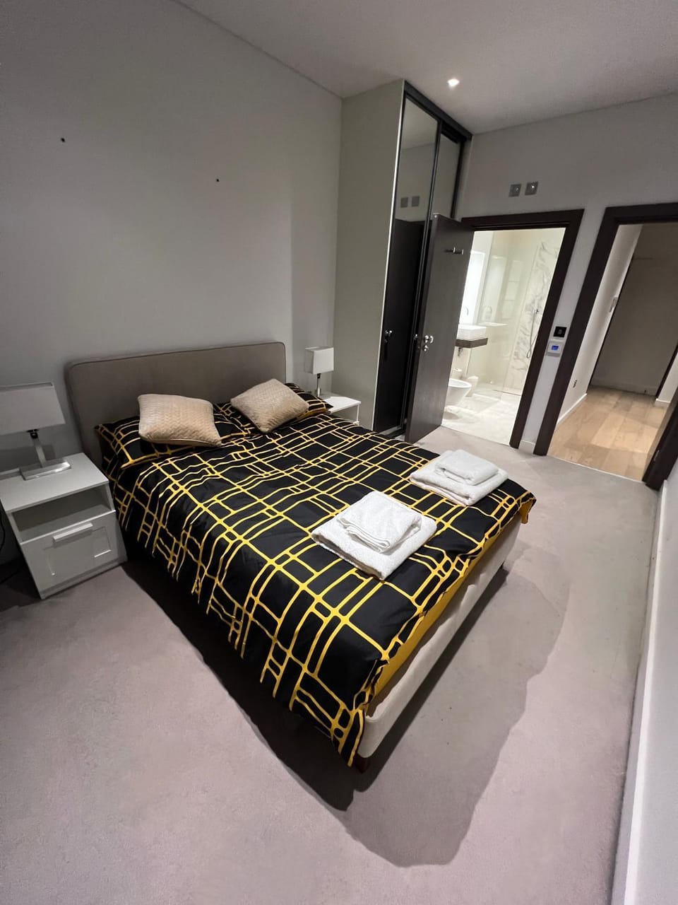 2 bedroom Apartment next to East Putney Station-Central London Apartment in London