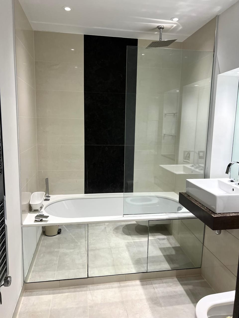 2 bedroom Apartment next to East Putney Station-Central London Apartment in London