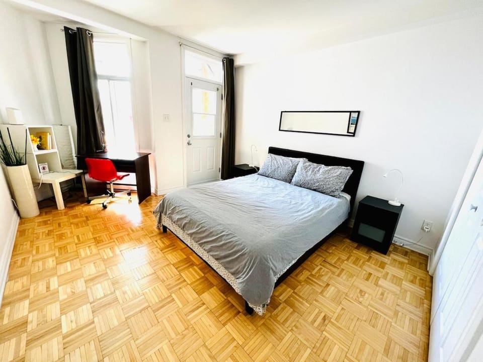 Homa 1 Apartment in Longueuil