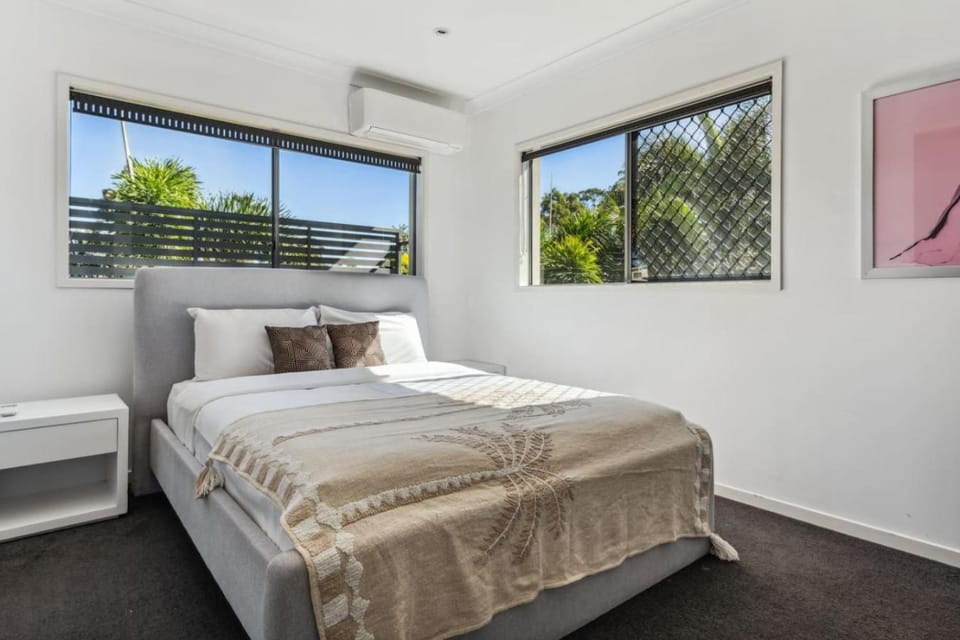 Pool Table and Resort Pool 4BR Holiday Paradise House in Brisbane