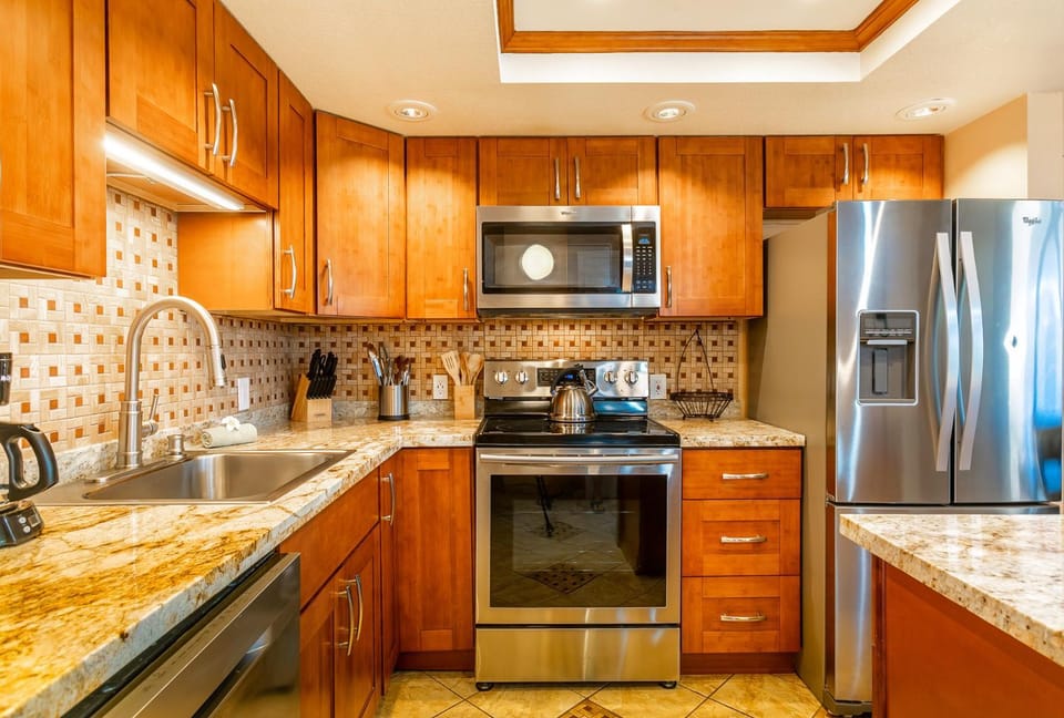 Maui Banyan H205 by Coldwell Banker Island Vacations Apartment in Wailea