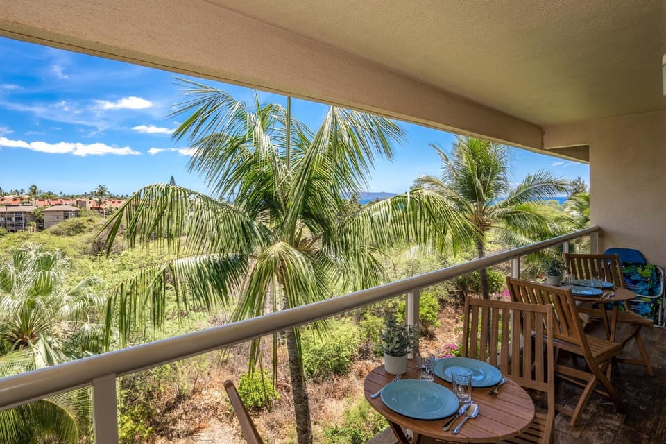 Maui Banyan H505 by Coldwell Banker Island Vacations Apartment in Wailea