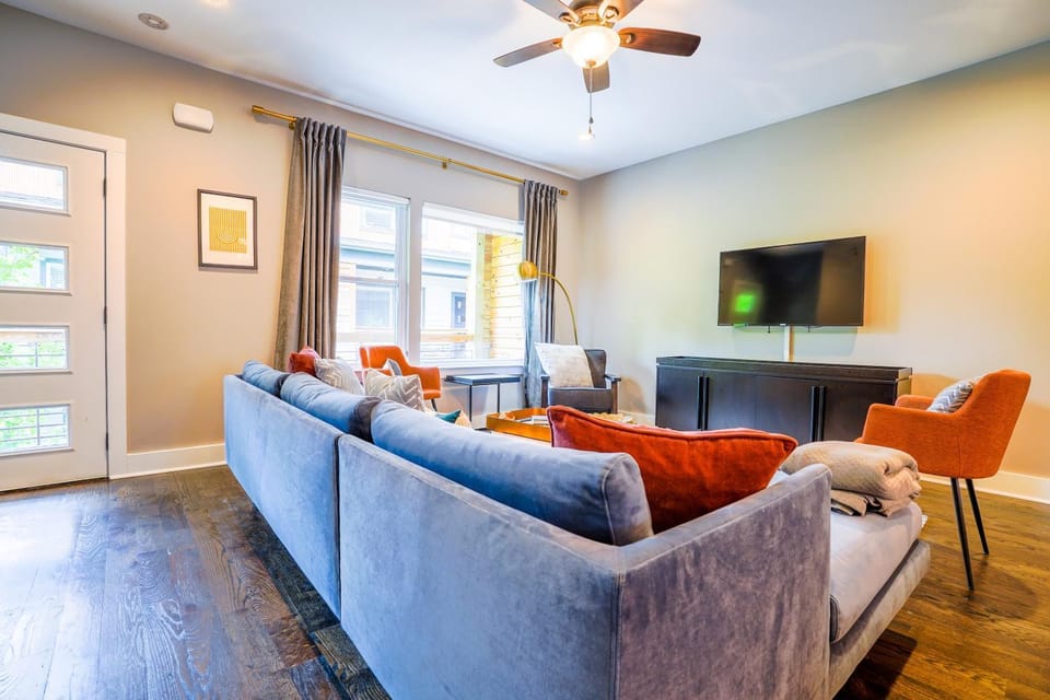 Chic Townhome in Trendy East Nash House in East Nashville