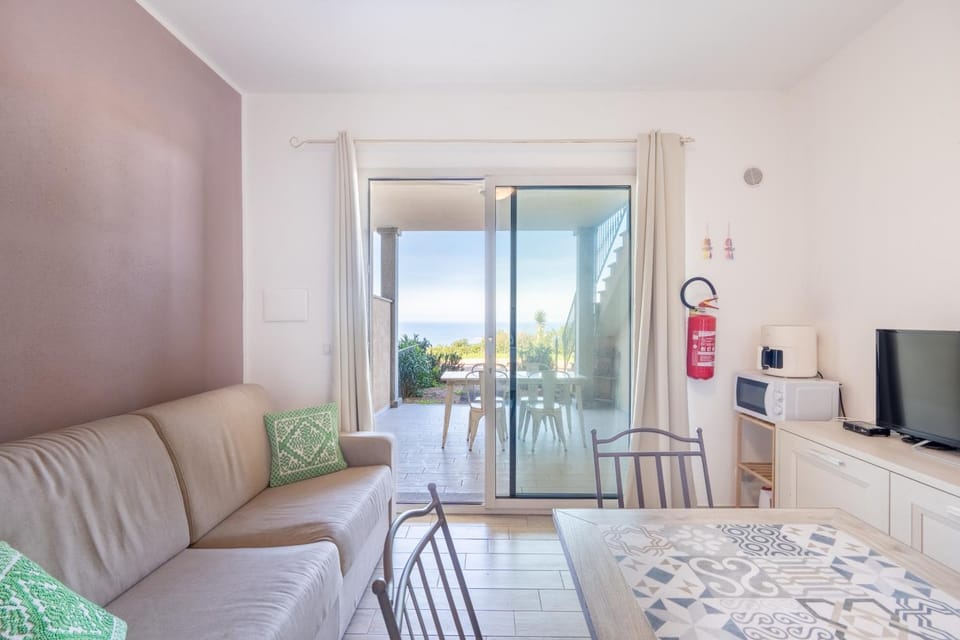 Living room, Sea view, kitchen