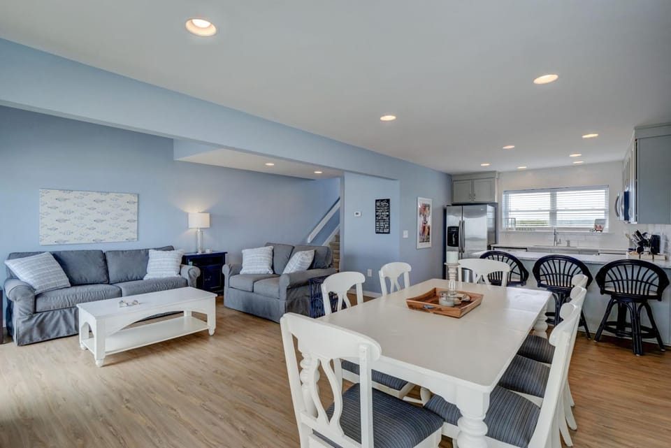 3962 Island Drive - Here Comes The Sun House in North Topsail Beach