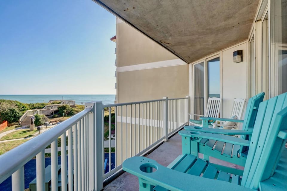 St Regis 1111 House in North Topsail Beach