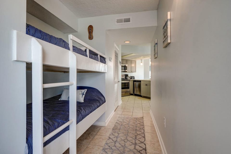 St Regis 1301 House in North Topsail Beach