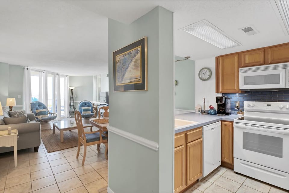 St Regis 1402 House in North Topsail Beach