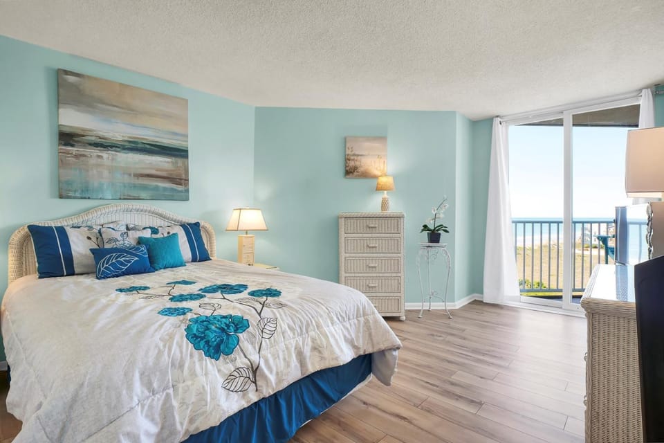 St Regis 1402 House in North Topsail Beach
