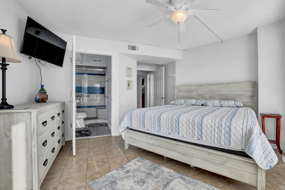 St Regis 3408 House in North Topsail Beach
