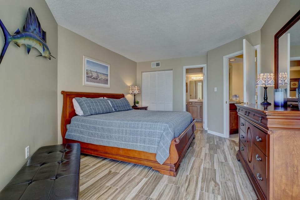 St Regis 1513 House in North Topsail Beach