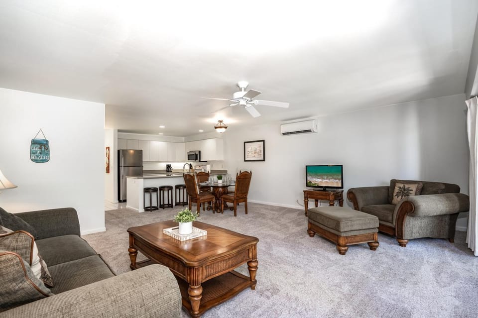 Maui Kamaole D103 by Coldwell Banker Island Vacations Apartment in Wailea
