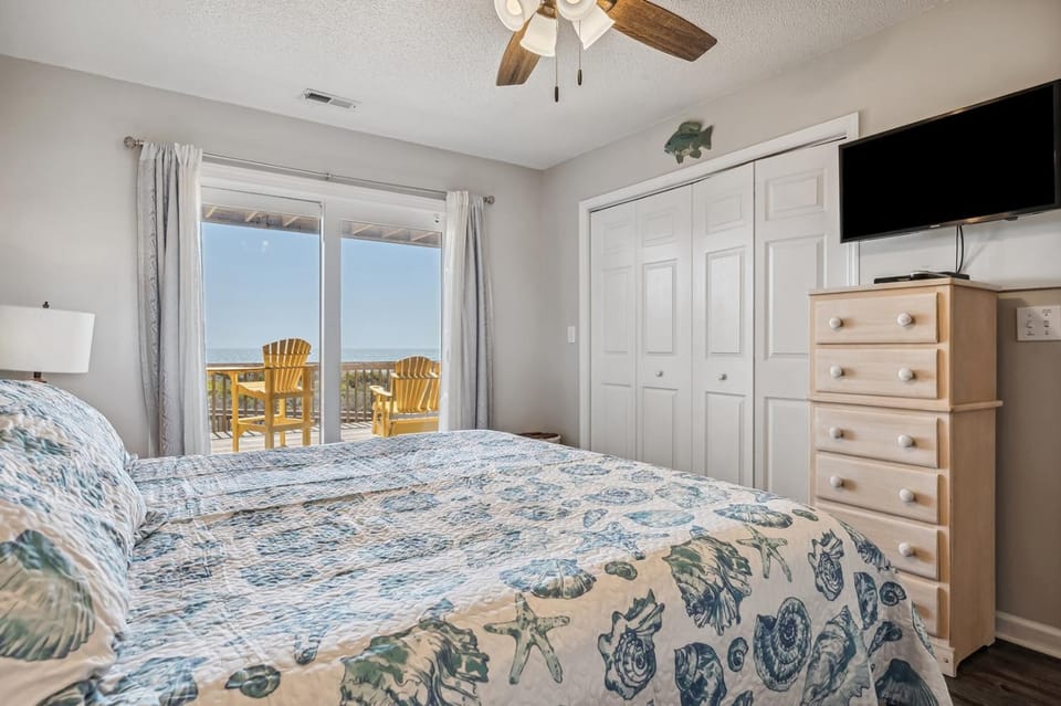 3536 Island Drive House in North Topsail Beach