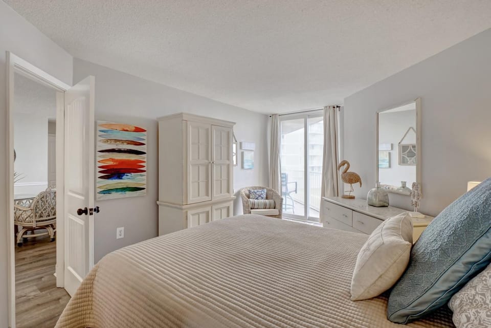 St Regis 1110 House in North Topsail Beach