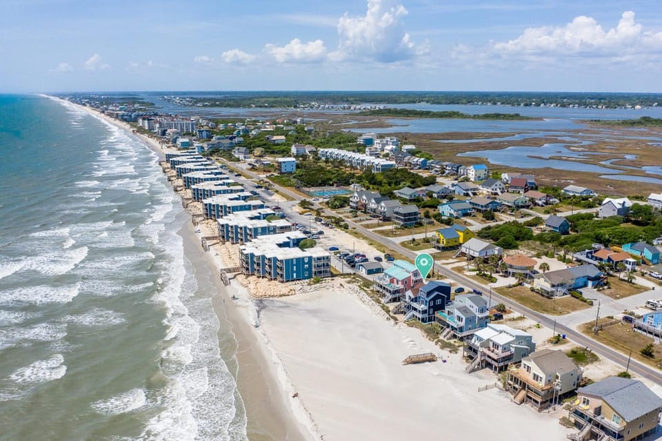 2280-2 New River Inlet Road - Happily Ever Ecker House in North Topsail Beach