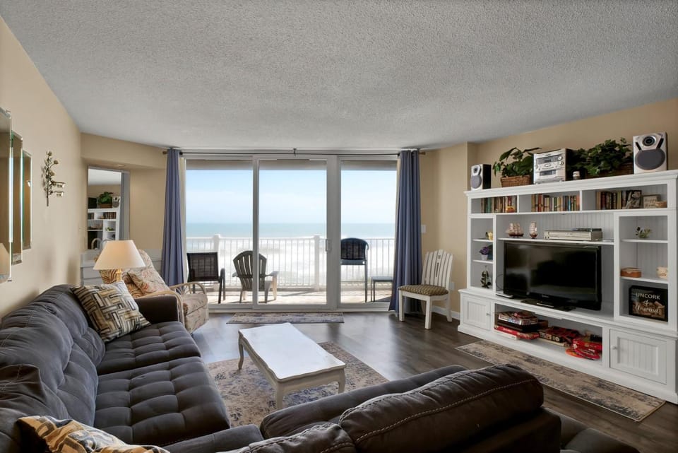 St Regis 2207- Seaside Haven House in North Topsail Beach
