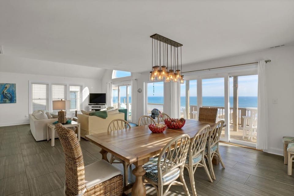 4444 Island Drive - Seahorse Sanctuary House in North Topsail Beach