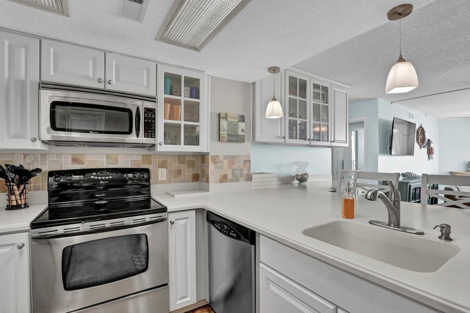 St Regis 1210 - Tangerine Blue House in North Topsail Beach