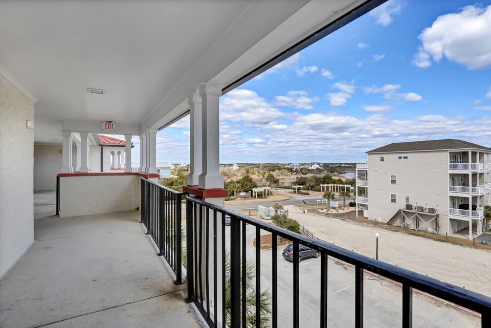 Villa Capriani 307-B House in North Topsail Beach