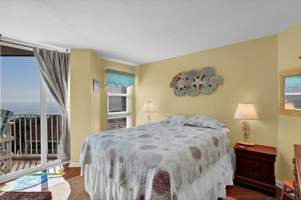 St Regis 2305 House in North Topsail Beach