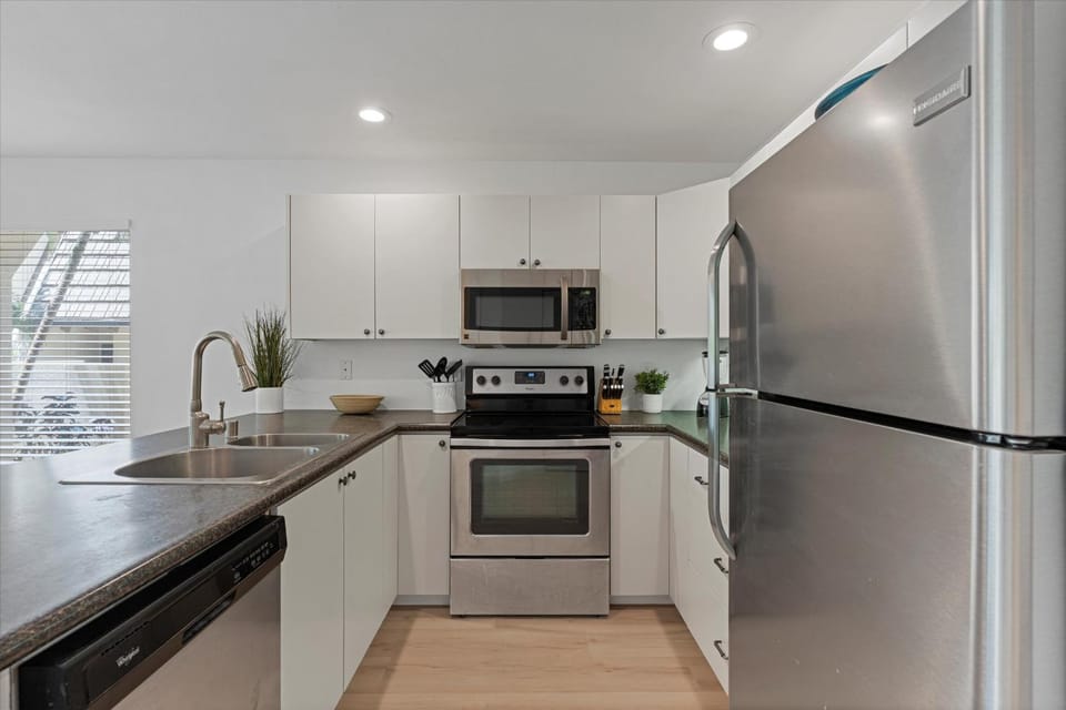 Maui Kamaole L107 by Coldwell Banker Island Vacations Apartment in Wailea