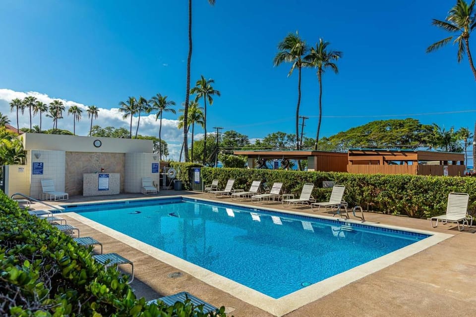 Maui Parkshore 408 by Coldwell Banker Island Vacations Apartment in Kamaole