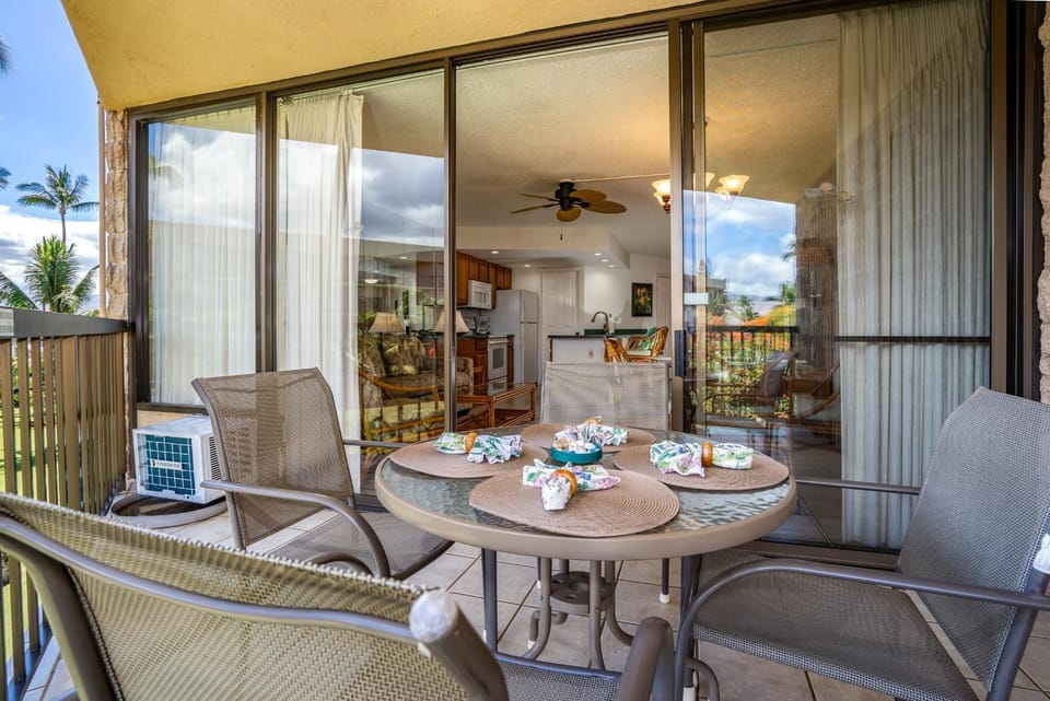 Maui Sunset B309 by Coldwell Banker Island Vacations Apartment in Kihei