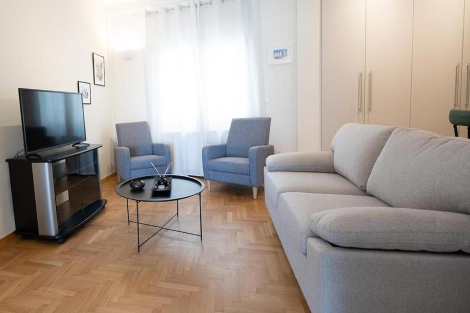 TV and multimedia, Seating area