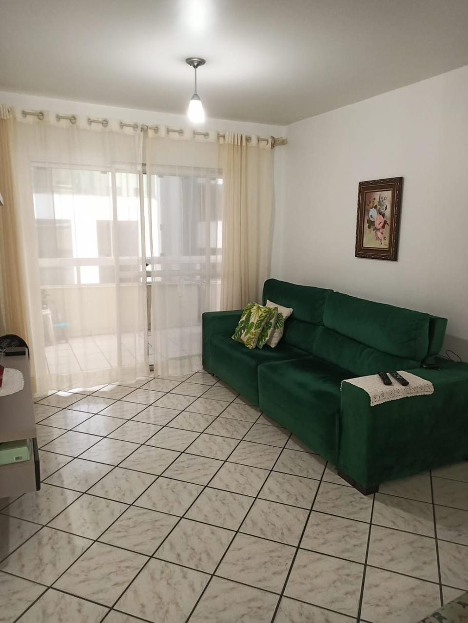 Quarto Privado com Ar condicionado e frigobar Apartment in Porto Belo