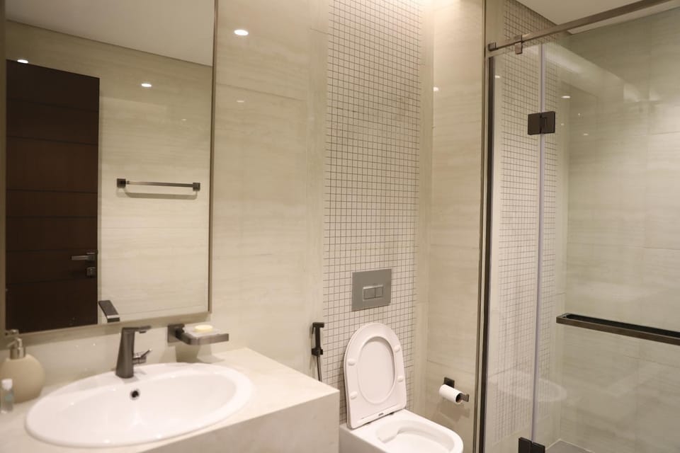 Brand New Large 2 Bedroom with Burj Khalifa view Apartment in Dubai