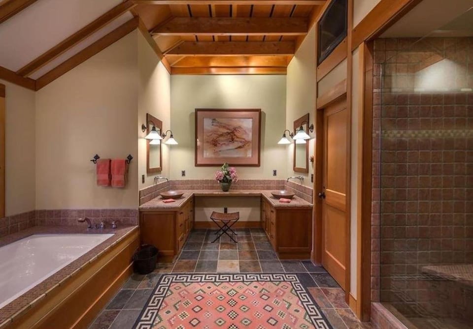 Luxury Northstar Palace with Hot Tub & Games House in Sierra Nevada