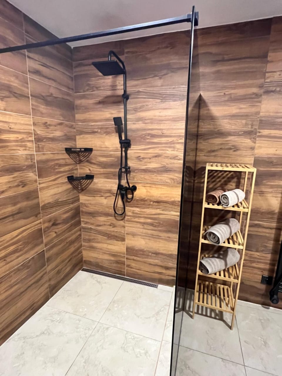 Shower, Bathroom, towels