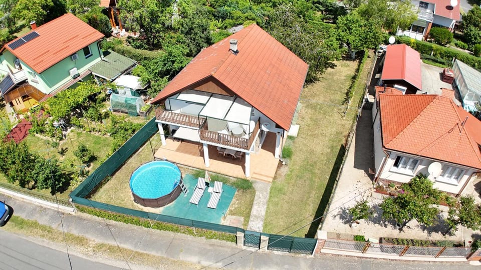 No 44 Holiday house Nora House in Hungary