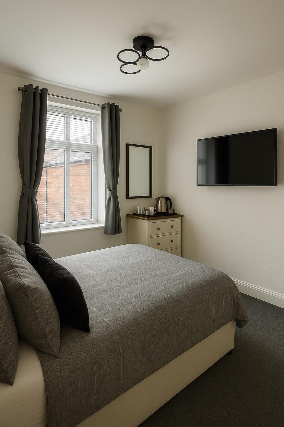 Great Georges Retreat Central Weymouth Beach Contactless Smart Accommodation Hotel in Weymouth