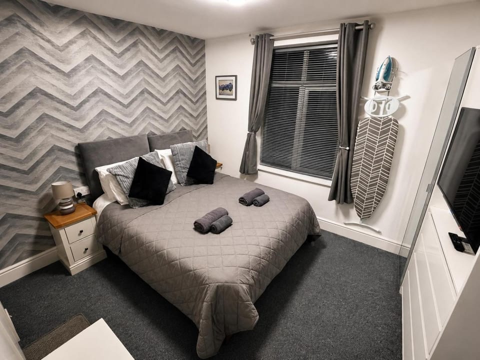 Great Georges Retreat Central Weymouth Beach Contactless Smart Accommodation Hotel in Weymouth