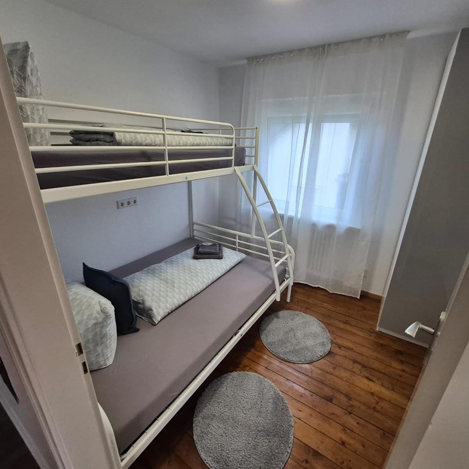 bunk bed