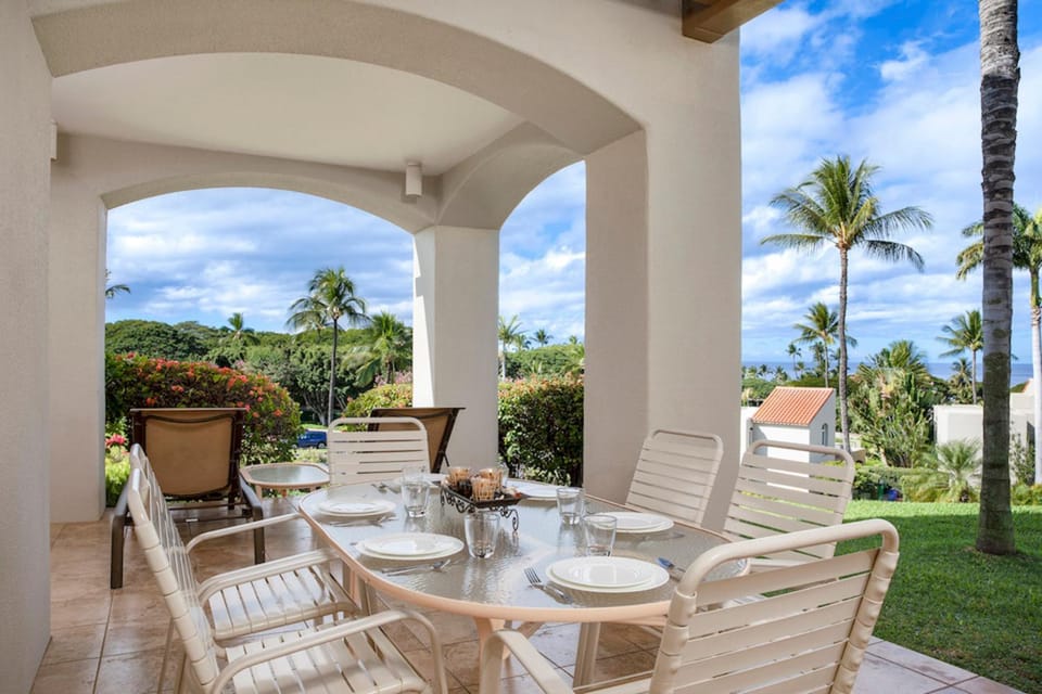 Palms at Wailea 1201 by Coldwell Banker Island Vacations Apartment in Wailea