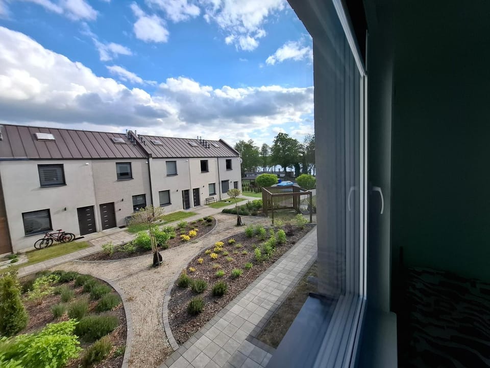 Property building, Spring, Garden, Garden view