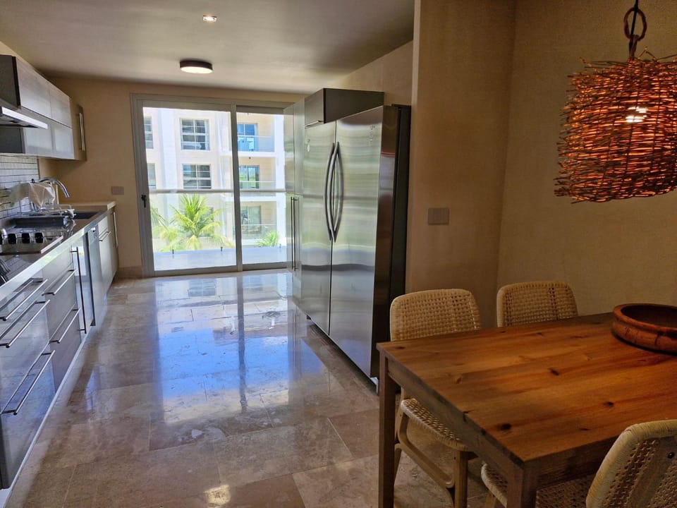 Decorative detail, Dining area, kitchen