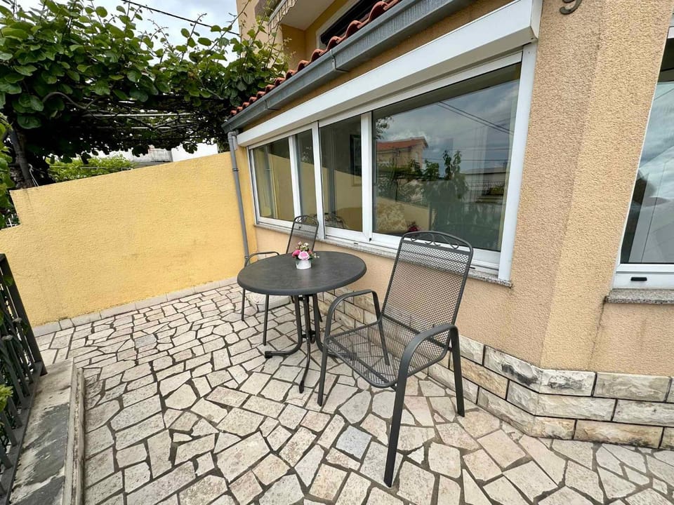 Summer, Balcony/Terrace