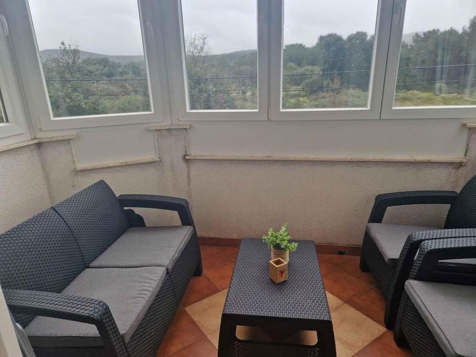 Garden, Balcony/Terrace