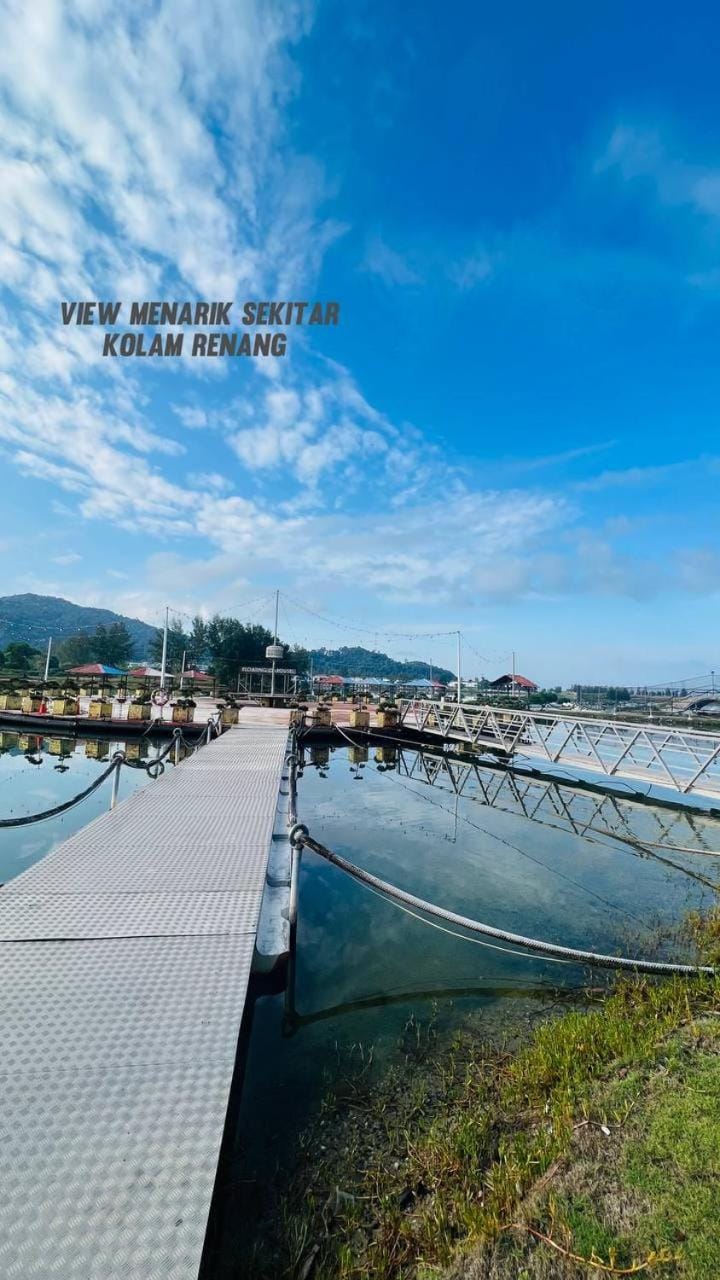 Marina 2 HOMESTAY JETI LUMUT MANJUNG Apartment in Perak