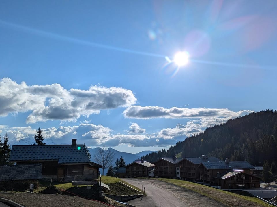 Demi-chalet haut de gamme 3 chambres à La Clusaz avec vues superbes - FR-1-459-243 Chalet in Manigod