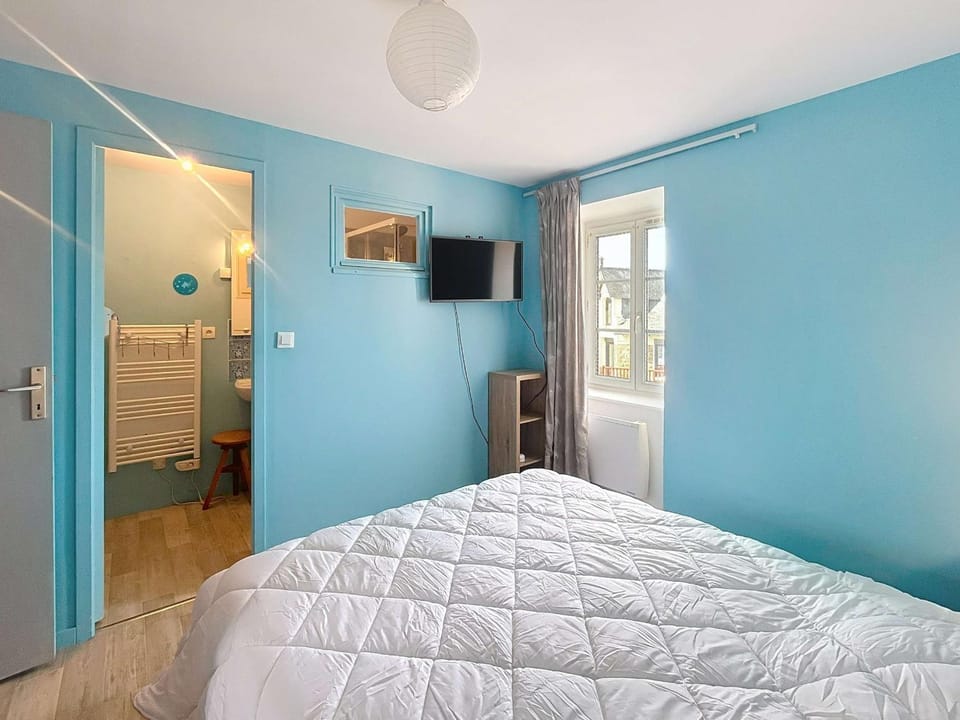 Appartement lumineux à Jullouville, proche plage, avec parking et wifi gratuit - FR-1-361-565 Apartment in Jullouville