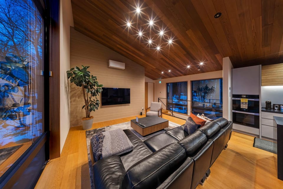 TV and multimedia, Living room, Seating area