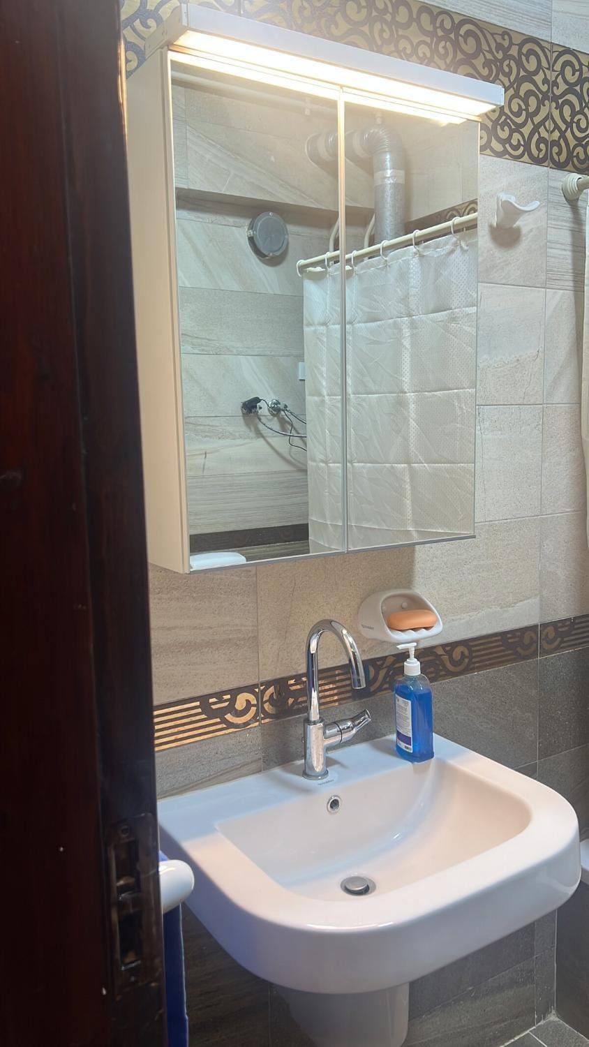3 bedrooms flat 2 bathrooms in fifth settlement new Cairo mostashreen compound Apartment in New Cairo City